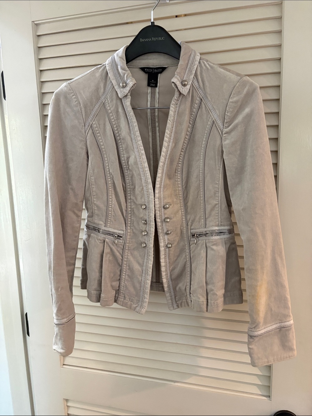 White House Black Market Light Gray Peplum Suede Blazer
